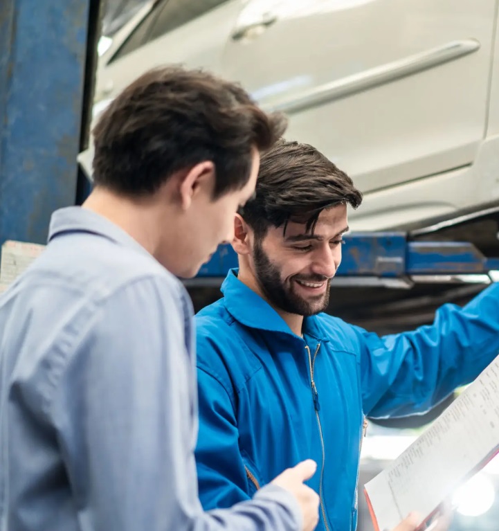 Specialiserade mekaniker i Båtsuoj inom Reparation av motorfordon